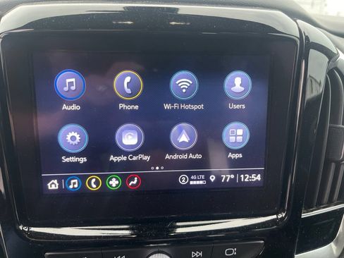 Used 2023 Chevrolet Traverse LT AWD/4WD image 19