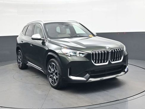 Used 2023 BMW X1 xDrive28i w/ Premium Package image 2