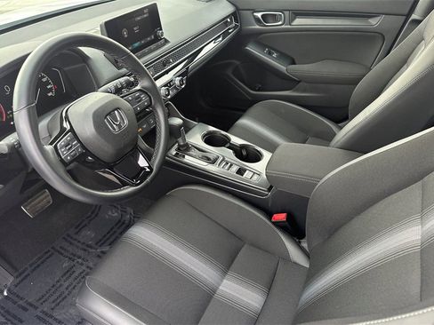 Used 2025 Honda Civic Sport image 9