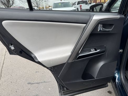 Used 2018 Toyota RAV4 Limited w/ All Weather Liner Package image 33
