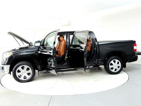 Used 2019 Toyota Tundra 1794 Edition AWD/4WD image 10
