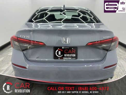 Used 2024 Honda Civic Sport image 6