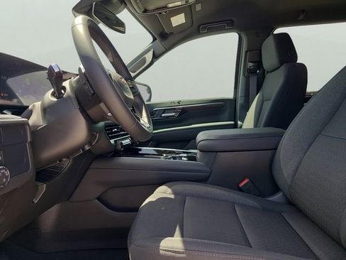 New 2026 Chevrolet Suburban LS w/ LPO, Dark Essentials Package image 17