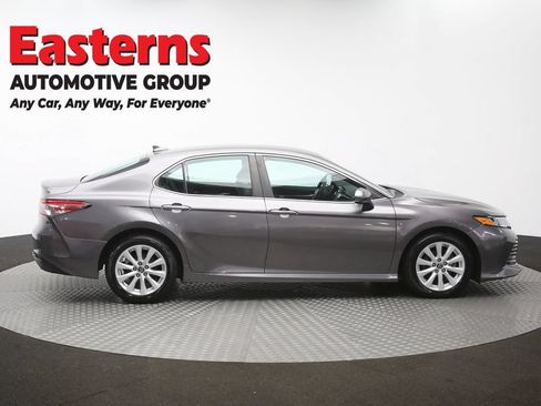 Used 2019 Toyota Camry LE FWD image 43