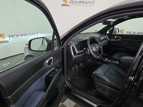 Certified 2025 Kia Sorento SX Prestige image 18