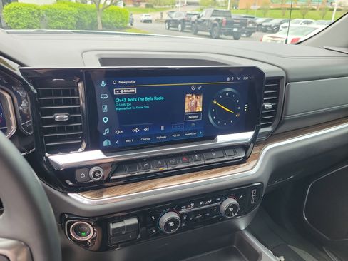 Used 2025 Chevrolet Silverado 1500 RST w/ Convenience Package II image 27