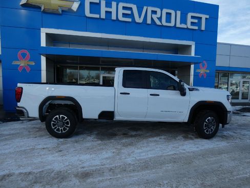 New 2026 GMC Sierra 3500 Pro image 2