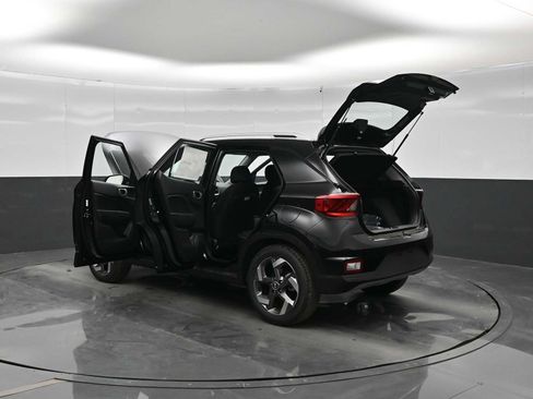 New 2026 Hyundai Venue SEL FWD image 43