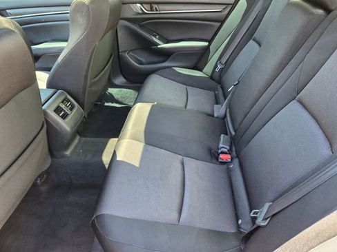 Used 2020 Honda Accord EX image 11