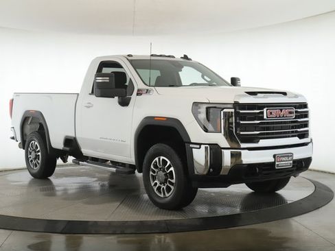 Used 2024 GMC Sierra 3500 SLE w/ SLE Convenience Package image 2