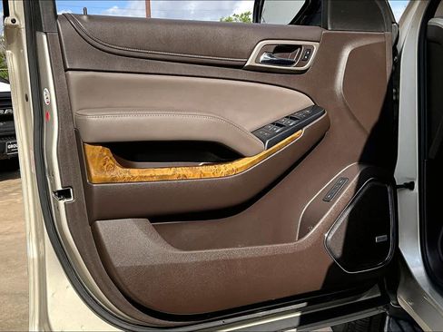 Used 2017 GMC Yukon Denali w/ Open Road Package image 22