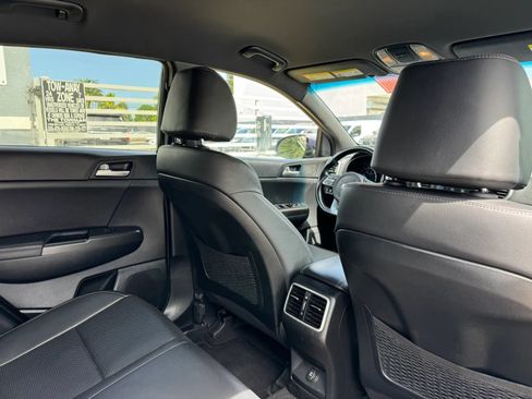 Used 2020 Kia Sportage S FWD image 19