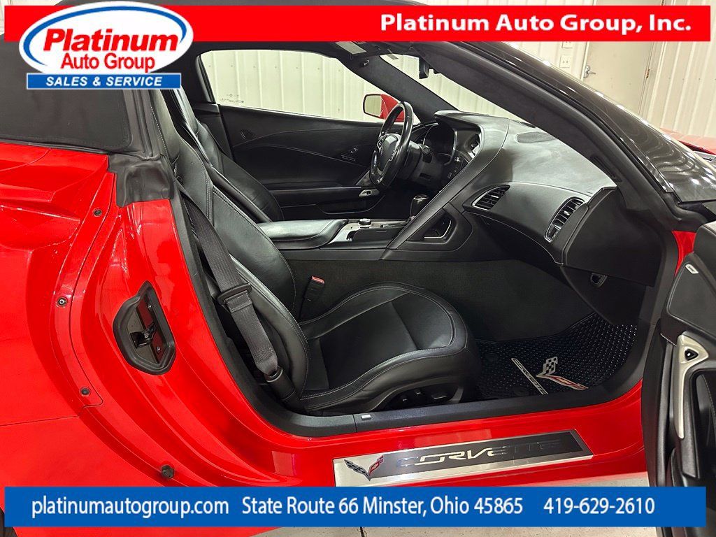 Used 2018 Chevrolet Corvette Stingray Convertible w/ 3LT Preferred Equipment Group RWD image 29