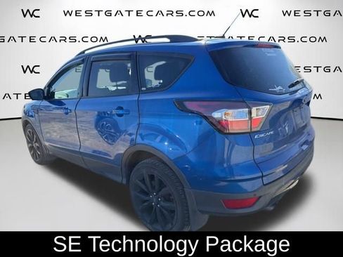 Used 2017 Ford Escape SE w/ Equipment Group 201A image 5