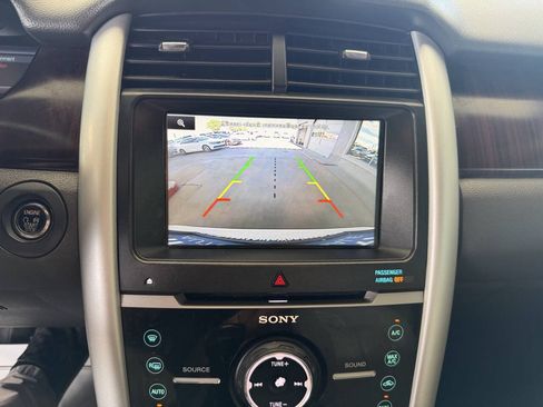 Used 2014 Ford Edge Limited w/ Driver Entry Package FWD image 10