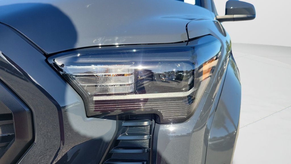 Certified 2025 Toyota Tacoma TRD Sport RWD image 24