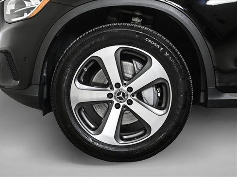 Used 2022 Mercedes-Benz GLC 300 4MATIC image 26