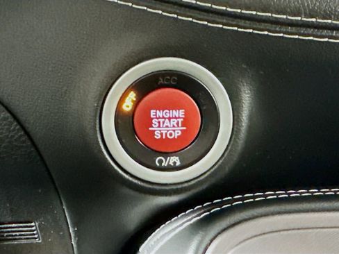 Used 2023 Dodge Challenger SRT Hellcat w/ Driver Convenience Group image 32