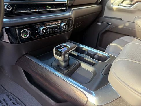 Used 2023 GMC Sierra 1500 SLT w/ SLT Premium Package image 13