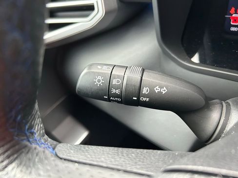 Used 2023 Toyota Sequoia Platinum image 24