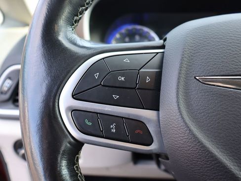 Used 2021 Chrysler Voyager LX w/ Cold Weather Group image 12