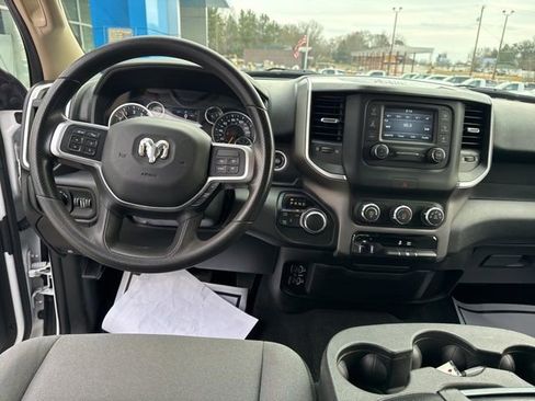 Used 2019 RAM 2500 Big Horn image 22