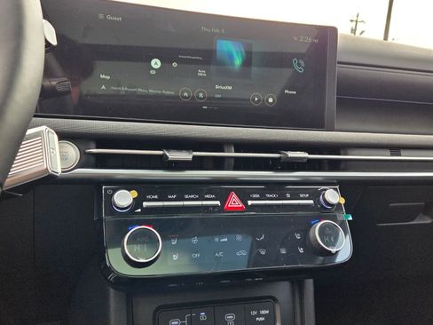 New 2026 Hyundai Tucson Limited FWD image 18