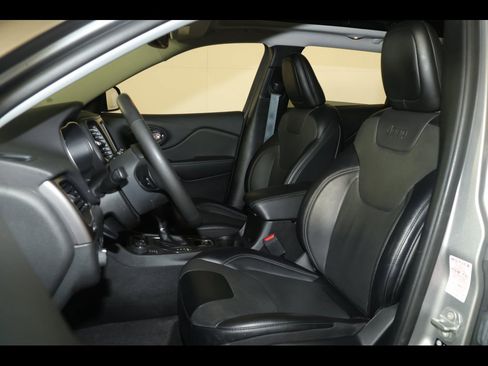 Used 2022 Jeep Cherokee Latitude Lux w/ Sun & Sound Group image 21