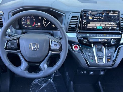 New 2026 Honda Odyssey Touring image 16