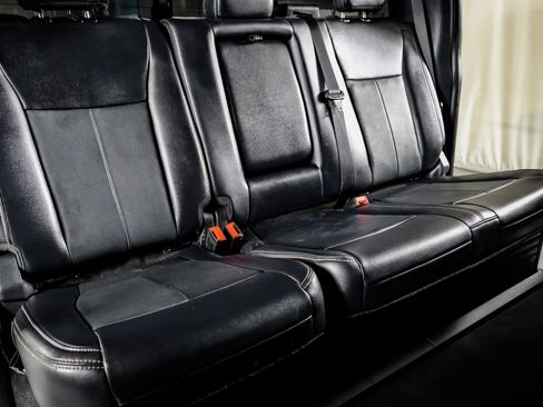 Used 2022 Ford F250 Lariat w/ Lariat Value Package AWD/4WD image 31