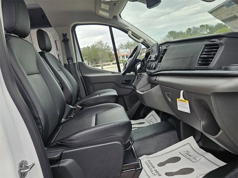 New 2025 Ford Transit 150 Low Roof image 32