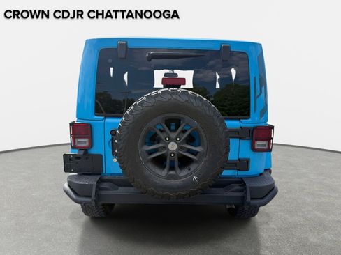 Used 2017 Jeep Wrangler Sahara image 4