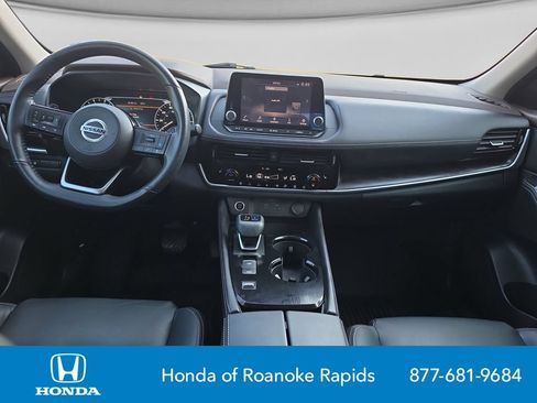 Used 2021 Nissan Rogue SL FWD image 12