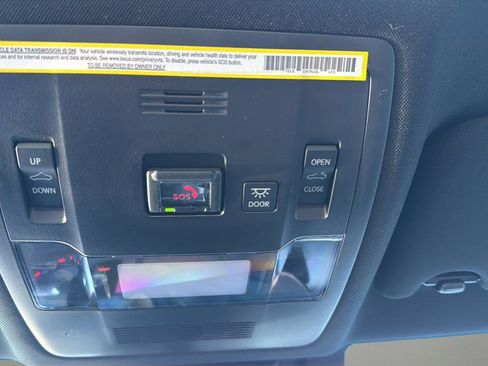 Used 2024 Lexus ES 300h 300h Luxury w/ Accessory Package (Z2) image 8