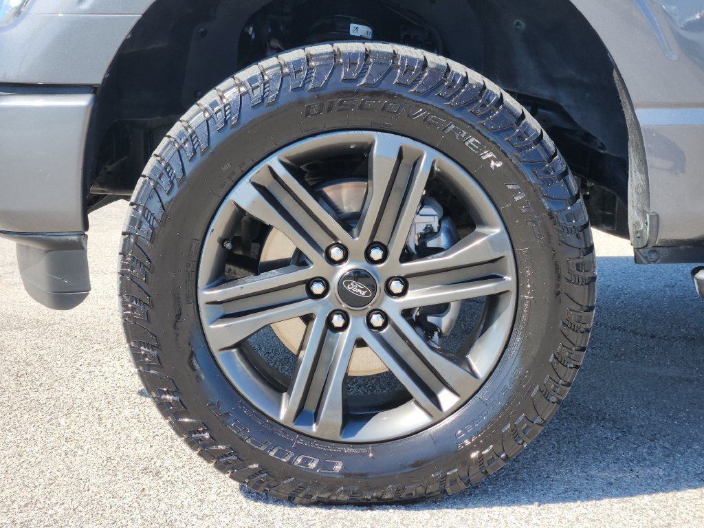 Used 2022 Ford F150 XLT w/ Equipment Group 302A High AWD/4WD image 10