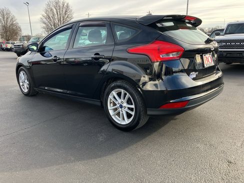 Used 2018 Ford Focus SE image 6