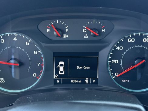 Used 2022 Chevrolet Malibu LT FWD image 12