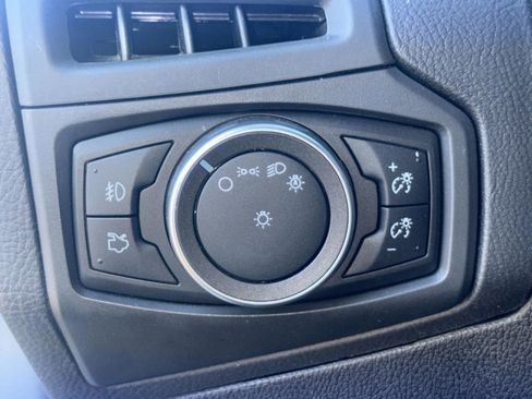 Used 2017 Ford Focus Titanium w/ Titanium Technology Package image 24