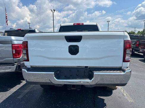 Used 2025 RAM 2500 Big Horn AWD/4WD image 3