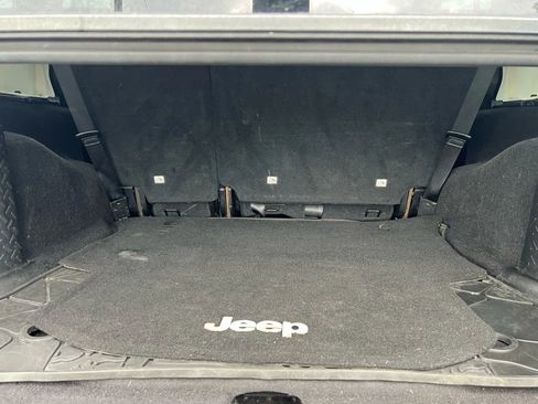 Used 2016 Jeep Wrangler Unlimited Sahara w/ Max Tow Package image 21