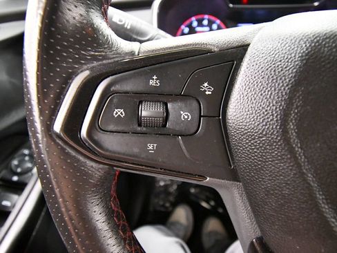Used 2021 Chevrolet TrailBlazer RS w/ Convenience Package FWD image 19