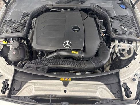 Used 2020 Mercedes-Benz C 300 Sedan image 17