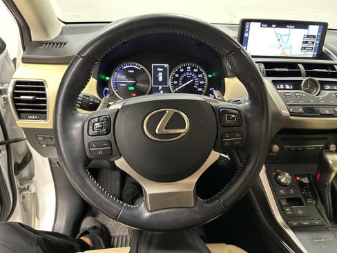 Used 2018 Lexus NX 300h AWD w/ Luxury Package image 18