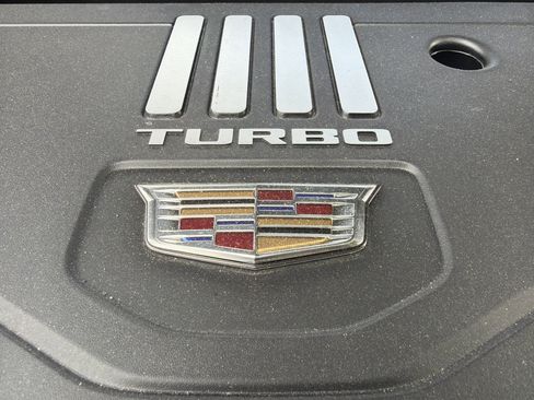 Used 2022 Cadillac XT5 Premium Luxury w/ Technology Package AWD/4WD image 37
