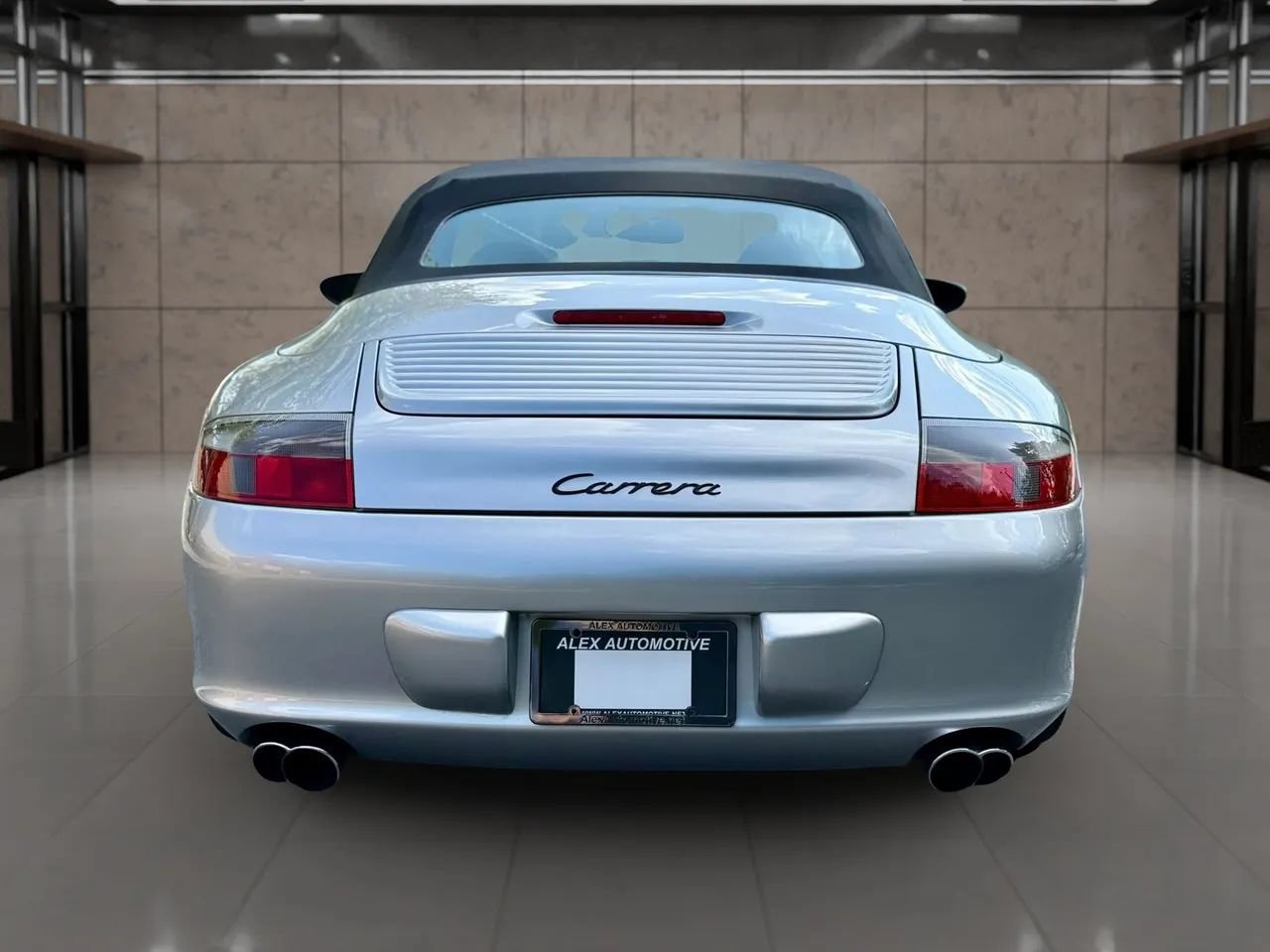Used 2003 Porsche 911 Carrera RWD image 10
