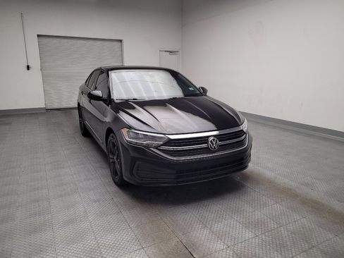 Used 2024 Volkswagen Jetta SE w/ Black Wheel Package FWD image 14
