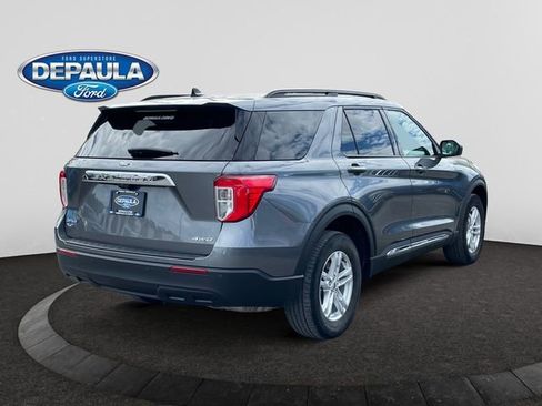 Used 2023 Ford Explorer XLT AWD/4WD image 7
