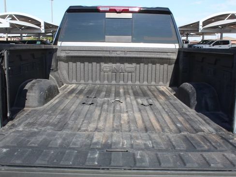 Used 2025 GMC Sierra 2500 Denali Ultimate AWD/4WD image 5