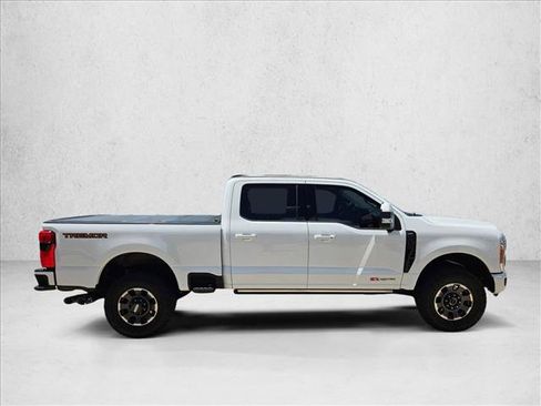 Used 2023 Ford F250 Lariat w/ Lariat Ultimate Package AWD/4WD image 4