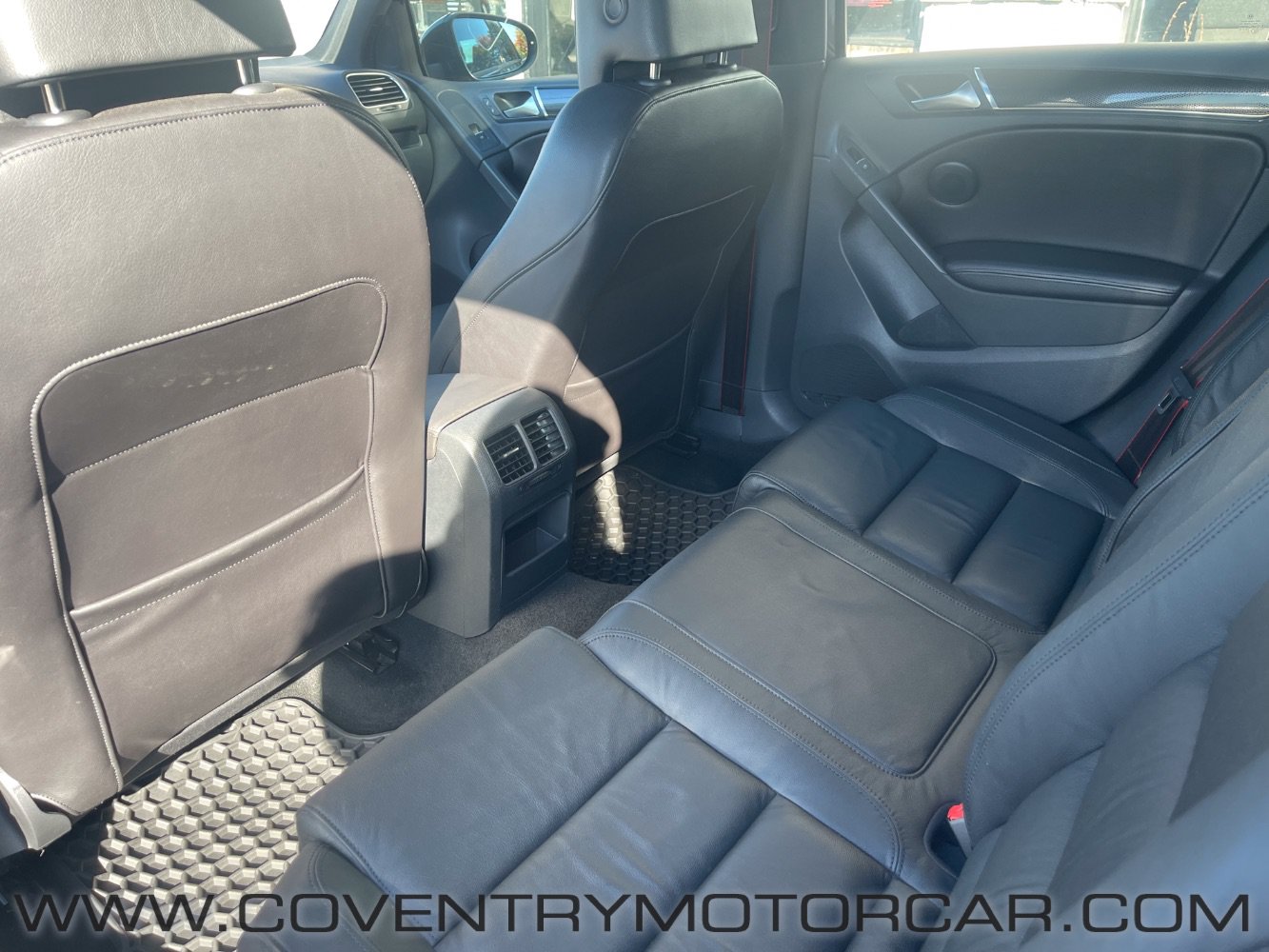 Used 2014 Volkswagen GTI Driver's Edition FWD image 33